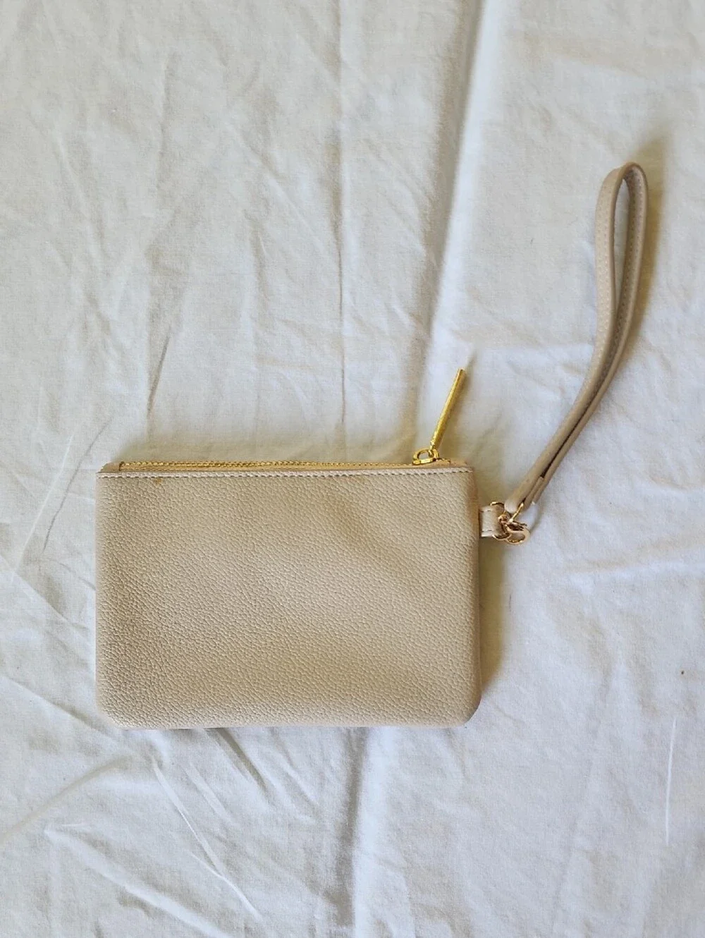 Kendra Scott Wristlet Pouch in Light Beige with Gold Accent
